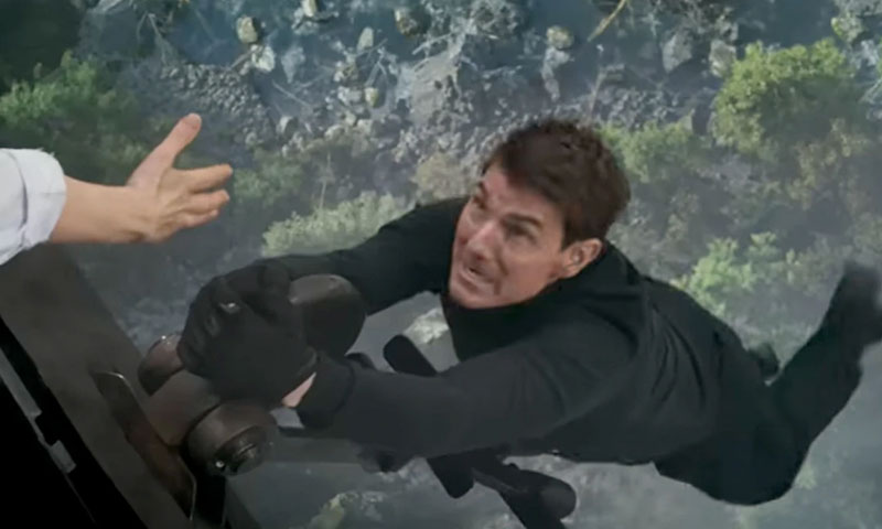 tom cruise leaving pti after may 9th protest
