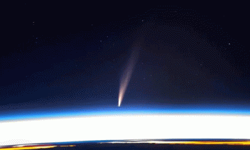BRIGHTEST COMET IN 2025 2024
