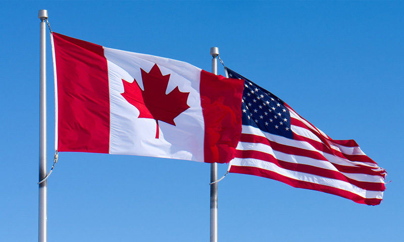 CANADA-US-AMERICA-FLAGS
