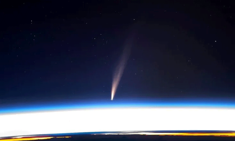 BRIGHTEST COMET IN 2025 2024